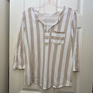 Eden and Olivia blouse w/roll up sleeves